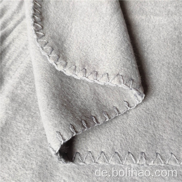 Doppelseitig erhabene Polar Fleece-Deckenwürfe